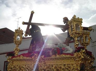 ICONOGRAFÍA DE LA SEMANA SANTA DE AYAMONTE. 2ª parte: Con la cruz a cuesta. 3: Padre Jesús Nazareno